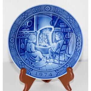 1974 Christmas Plate Georg Jensen Inc Denmark Blue Winter Reading by Fire Plate